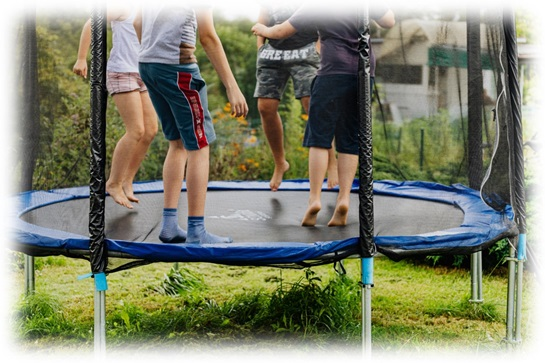 Everyone jumps from the same reference point Everyone jumps from the same reference point